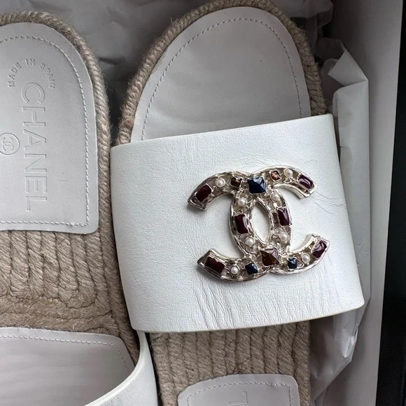 Brand New Never Worn Chanel Stud Encrusted Slides - Picture 6 of 8